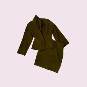 Sara sturgeon olive green blazer and mini skirt set size 3